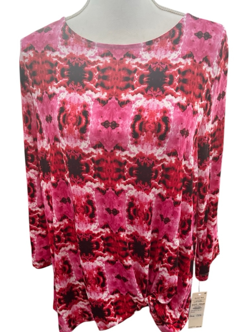 Ruby Rd. Pink & Red Abstract Tie-Hem Long Sleeve Tee